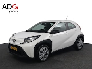 Toyota Aygo 1.0 VVT-i MT Play | Eerste Eigenaar | Adaptieve Cruise Control | Achteruitrijcamera | Apple Carplay | Android Auto |