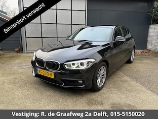 BMW 118i Centennial Executive | Navigatie | Parkeersensoren Achter | Cruise Controle |