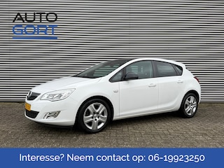 Opel Astra 1.4 Turbo Sport | Trekhaak | Cruise control | Airco | Parkeersensoren