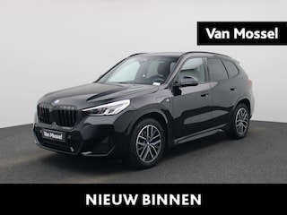 BMW X1 xDrive25e 180kW | Apple Carplay | Elektrische Achterklep | Led Verlichting | Achteruitrijcamera |
