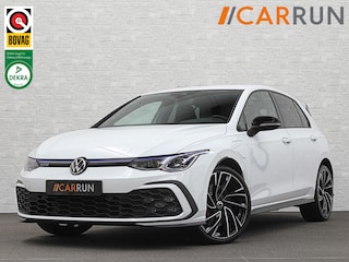 Volkswagen Golf 1.4 eHybrid GTE | IQ-Light | ACC | 19'' | GTI Diffuser | Trekhaak | Stuurwielverwarming | Achteruitrij-Camera | 3-Zone Clima | Carplay | Sfeerverlichting | Draadloos Laden |