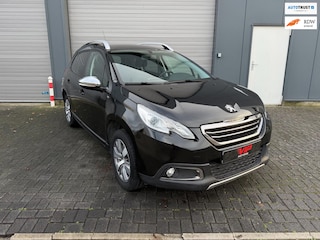 Peugeot 2008 1.2 PureTech Style GT Line!