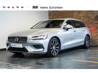 Volvo V60 T6 Plug-in hybrid AWD Essential Bright | Lederen bekleding | Electrische wegklapbare trekhaak | Stoelverwarming | Adaptive cruise Control | Parkeersensoren voor + achter | Parkeercamera | BLIS | Stuurwielverwarming
