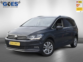 Volkswagen Touran 1.5 TSI Highline stoel verw+massage/carplay/7 zitter