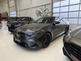 BMW 5-serie | AKRAPOVIC uitlaat | Keramische remmen | Coating |