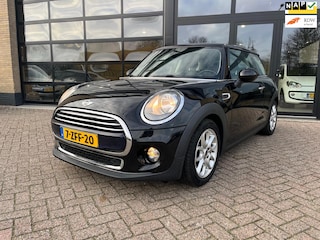 Mini Cooper 1.5 , Navigatie, Climate control