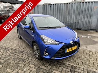 Toyota Yaris 1.5 Hybrid Executive *Trekhaak voor fietsendrager!*