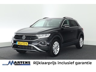 Volkswagen T-Roc 1.5 TSI 150pk DSG Life Edition Stoelverwarming Camera Keyless Led Navigatie