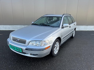 Volvo V40 1.8 NIEUWE APK