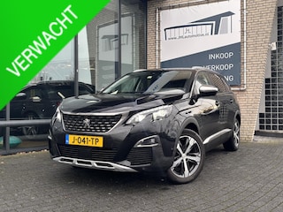 Peugeot 5008 1.2 PureTech*AUTOM.*ECC*CRUISE*NAVI*HAAK*PANO*