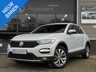 Volkswagen T-Roc 1.5 TSI Sport DSG Navi Camera