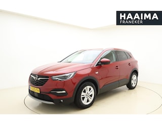 Opel Grandland X 1.2 Turbo Business Executive 130pk | Automaat | Navigatie | Camera | Climate Control | Stoel- Stuurverwarming | Cruise Control | AGR Stoelen