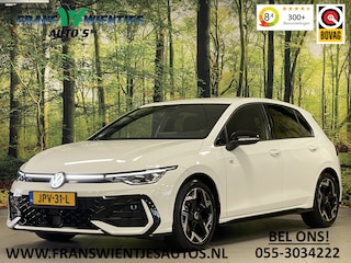 Volkswagen Golf 1.5 eTSI R-Line Edition | Apple Carplay | Stuurverwarming | Head-up-Display | Zwenkhaak | Achteruitrijcamera | Navigatie |
