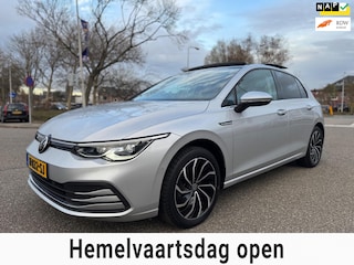 Volkswagen Golf 1.5 eTSI Style / panorama / automaat / airco / cruise.control / elek.pakket / lmv / nap.....
