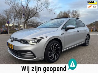 Volkswagen Golf 1.5 eTSI Style / panorama / automaat / airco / cruise.control / elek.pakket / lmv / nap.....