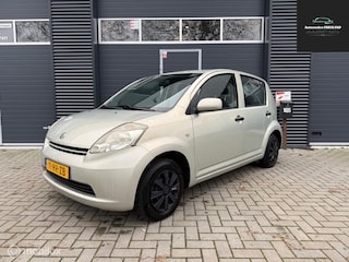 Daihatsu Sirion 2 1.0-12V Trend