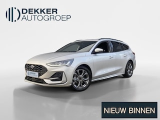 Ford Focus 1.0 EcoBoost Hybrid 125 pk ST Line Wagon SYNC4 Navigatie touchscreen - Winter Pack - Parkeersensoren voor en achter