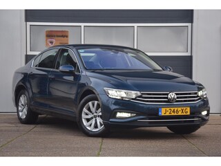 Volkswagen Passat 1.5 TSI Business APPLE CARPLAY/DRAADLOOS LADEN/PARKEER ASSISTENT