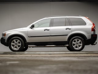 Volvo XC90 2.4D 7P. (LED,CRUISE,LEDER,ELECTRISCHE STOELEN,TREKHAAK,LM VELGEN,NIEUWE APK,GETINT,NETTESTAAT)