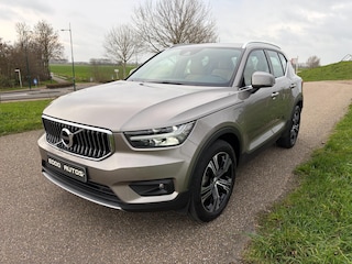Volvo XC40 1.5 T4 Recharge Inscription Creme Leer