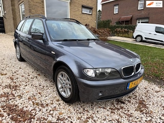 BMW 3-serie Touring 316i Nieuwe APK.