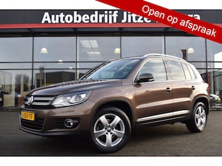 Volkswagen Tiguan 1.4 TSi Sport&Style Panoramadak | Alcantara | ECC | Xenon | Standkachel | Volledig Onderhouden!!