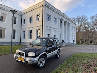 Suzuki Grand Vitara 4WD 2.0 CABRIO 4 PERSOONS