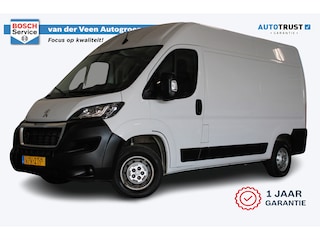 Peugeot Boxer 330 2.2 BlueHDi 140 L2H2 Premium | Incl. 12 maanden garantie | Cruise control | Parkeercamera | Airco | Bluetooth |  DAB Radio | Start/stop systeem | Multifunctioneel stuurwiel |
