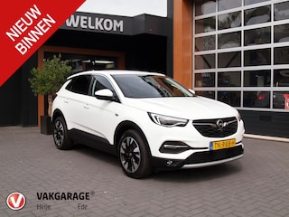 Opel Grandland X 1.2 Turbo Innovation | Gereviseerde motor | Automaat | Camera | Apple Carplay | Leer | Trekhaak |