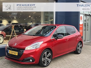 Peugeot 208 1.2 Turbo 110 PK GT-Line 6-Bak | 1e Eigenaar Volledig Dealer Onderhouden | Sportieve GT Uitvoering | Navigatie | Parkeercamera | 17" Lichtmetalen Velgen | Cruise Control | Climate Control | Apple Carplay & Android Auto | Parkeersensoren | Half Lederen Bekleding | LED Dagrijverlichting | Dakspoiler | Parelmoer Lak |