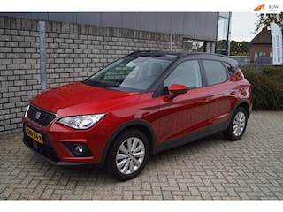 Seat Arona 1.0 TSI Style Business Intense Plus Navi Clima Apple Carplay Cruise Front Assist PDC Stoelverw DAB LMV ENZ.