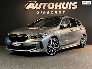 BMW 120i High Executive Edition M Pano/ Performance seats/ H&K/ 19"/ Camera/ Stuurverwarming
