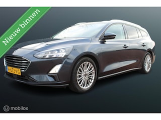 Ford Focus Wagon 1.0 EcoBoost Titanium Business 125 PK, Stuur/stoel verwarming, Pdc voor + achter, Full led, Keyless entry, Donkerglas, App connect, Cruise, Navi, Clima, 17 inch Lmv.