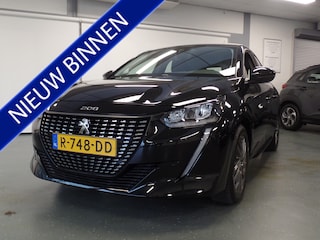 Peugeot 208 1.2 PureTech Active Pack Navigatie, Cruise controle, Airco, Elek ramen V/A, Xenon verlichting, Led verlichting, Pdc, Lm velgen 16'', Nederlandse auto, Uniek 53.000km!! Bovag afleverpakket 695,-