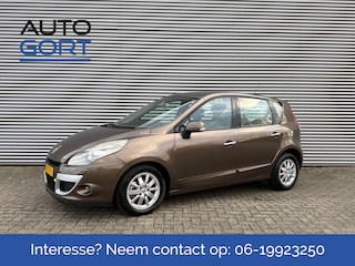 Renault Scénic 2.0 Privilege | Automaat | Leer | Trekhaak |