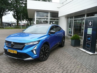 Renault Rafale E-Tech full hybrid 200 esprit Alpine LED MATRIX/ PACK PRIVILEGE/ PACK ELYSEE/ PACK LIGHT & SOUND*/ HEAD-UP DISPLAY/ 4 WIELSTURING/ RESERVE WIEL/ ETC... RIJKLAAR!