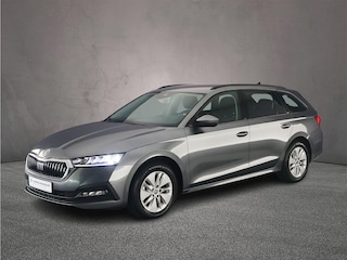 Skoda Octavia Combi Business Edition 1.0 eTSI 110pk DSG Automaat Navigatie, Cruise control, Elektrische achterklep, Parkeersensoren, LED koplampen, Airco, App connect