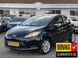 Ford Fiesta 1.25 Ghia AIRCO | NIEUWE APK | BOVAG !!