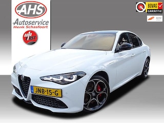 Alfa Romeo Giulia 2.0 T GME AWD Veloce 280PK, panoramadak!