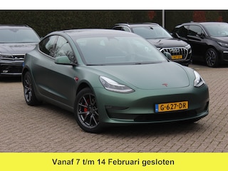 Tesla Model 3 Long Range AWD 75 kWh / NIEUWE BATTERIJ / SOH 88,4% / Trekhaak / Autopilot / Panoramadak / Camera / Leder / 19'' / Leder / Premium Audio /