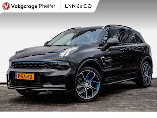 Lynk & Co 01 1.5 Plug-In Hybrid 262pk Nieuw modeljaar!/ Panoramadak/ 360 Camera/ Adapt. cruise/ Infinity Audio/ Navigatie/ Carplay/ Dab/ 20" lmv