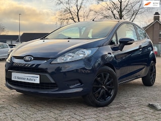 Ford Fiesta 1.25 AIRCO 130DKM ZWARTE VELGEN AUX NIEUWE APK