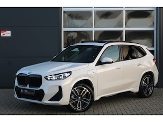 BMW X1 XDrive30e 326pk M-Sport Shadow | Pano | Memory | HK | ACC | Massage | Elek. Trekhaak