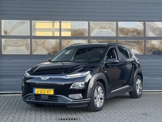 Hyundai Kona EV FASHION 64 KWH I 3 FASE I 100% SOH I P-CAMERA I AUTOMAAT I APPLE CARPLAY
