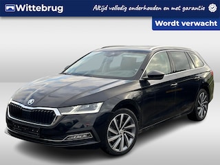 Skoda Octavia Combi 1.4 TSI 204pk DSG iV PHEV Style / Panorama dak / Leer / Geheugen stoelen / Head-Up Display / Stand kachel / Matrix Led / Camera / 18" LMV