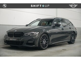 BMW 3-serie Touring 330e M-Sport | Panoramadak | Harman Kardon | Head Up | 20" | Elektr. Trekhaak