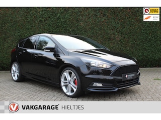 Ford Focus 2.0 ST kleppenuitlaat
