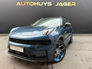 Lynk & Co 01 1.5|Pano|Carplay|Stoelverwarming|Memory|Dodehoek|