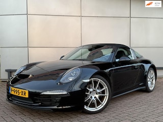 Porsche 911 Targa 3.4 Carrera 4