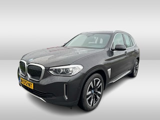 BMW iX3 Executive 80 kWh / SOH 95% / Panoramadak / Camera / Head-up / 20'' / Leder / Harman Kardon / Navigatie / Memory seats / Dodehoek / DAB / Stoelverwarming / Cruise Control Adaptief